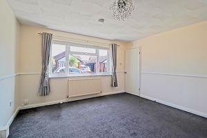 Living Room- click for photo gallery